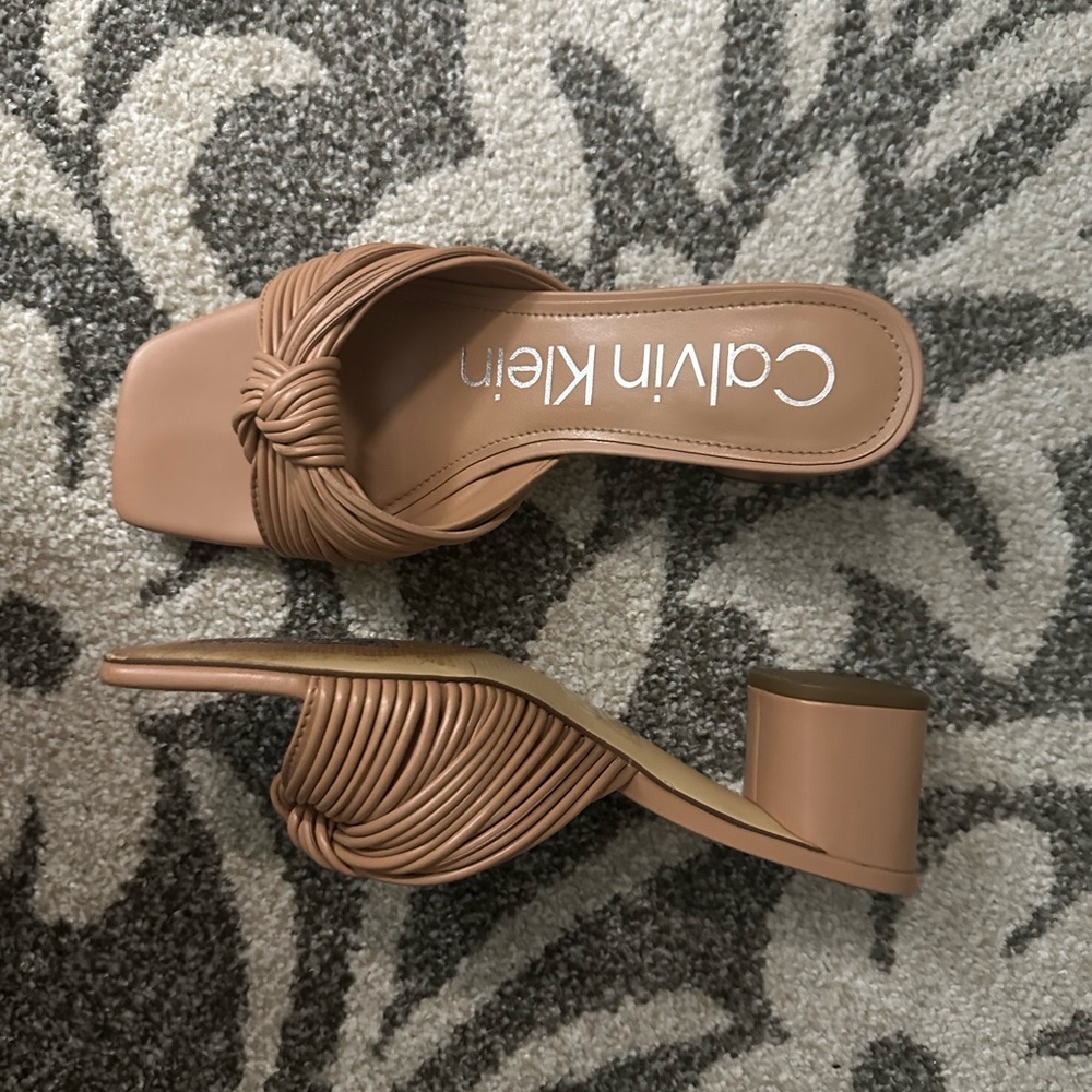 Calvin Klein Women's Tan Heeled Sandals Beanca